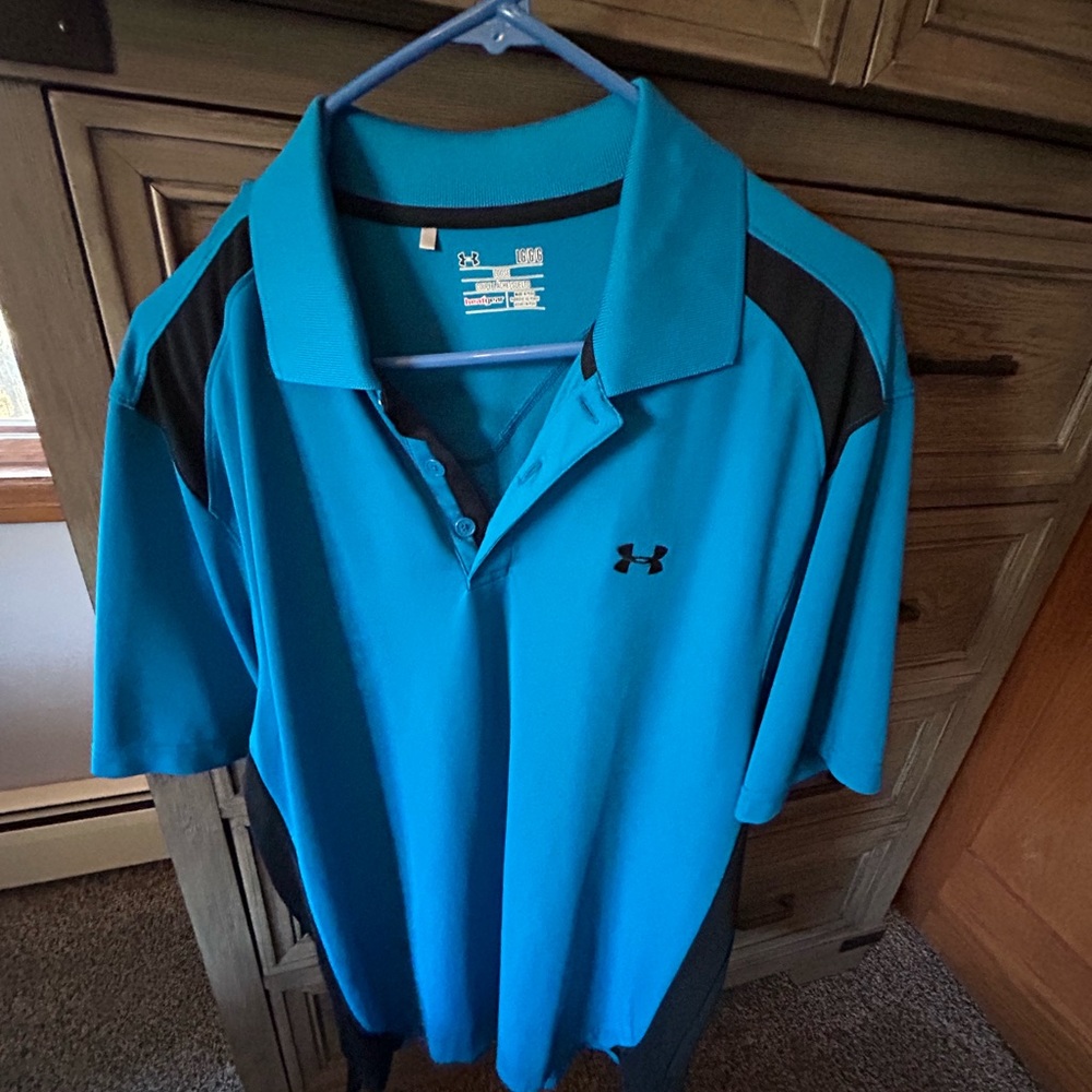 Men’s blue under armor golf polo